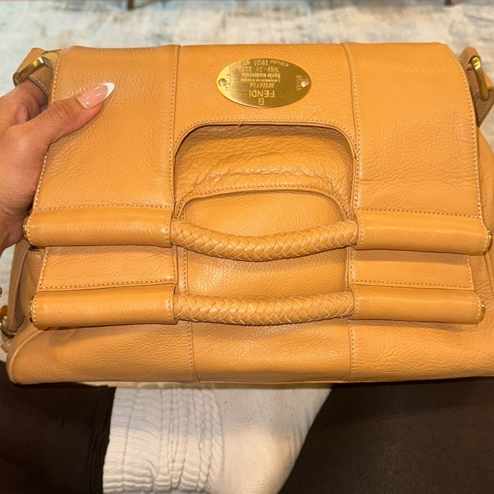 Fendi beautiful tote bag